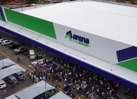 Arena faz inauguração antecipada para autoridades e empresários em Cosmópolis