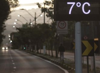 Frente fria atinge Campinas e região na sexta feira, possivelmente o novo dia mais frio do ano, com mínima de 7 °C; fim de semana será gelado
