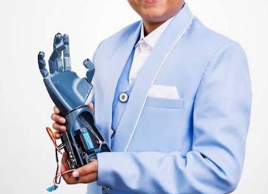 Menino de 13 anos cria aplicativo que detecta doenças cardíacas com inteligência artificial