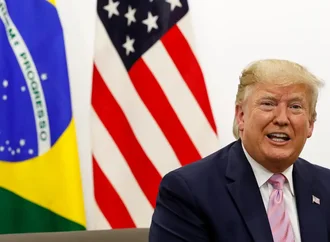 Trump impõe tarifas de 50% sobre produtos brasileiros e abala relação comercial com o país
